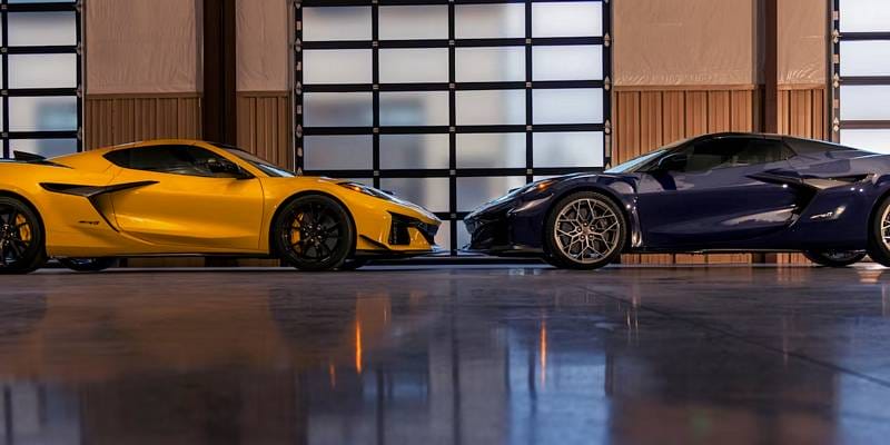 Chevrolet Corvette Blau und Gelb