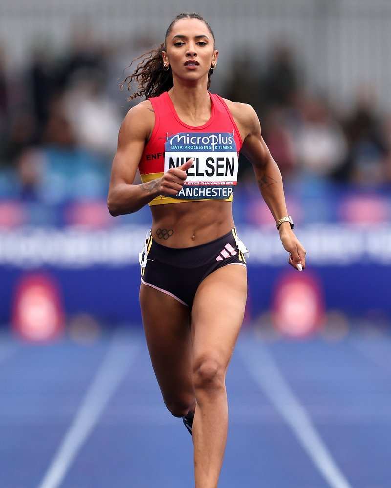Laviai Nielsen durchtrainierter Body