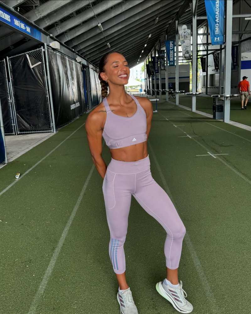Laviai Nielsen in Leggins beim Sport