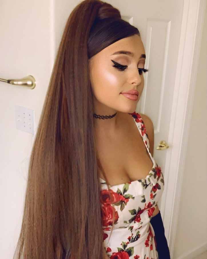 Paige Niemann im sexy Teenie-Look