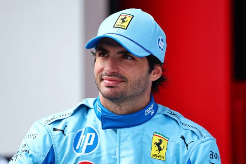 Carlos in blue