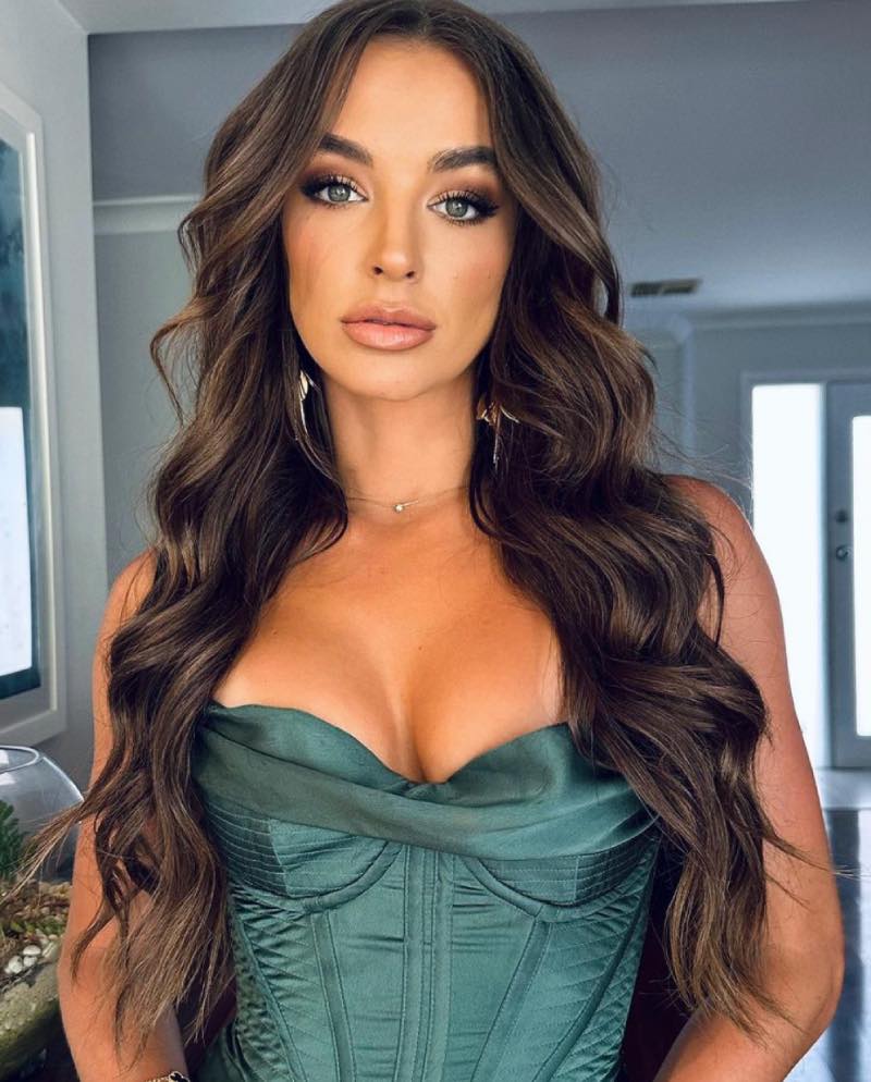 Sexy outfit casey