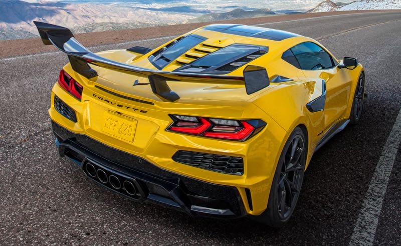 Corvette C8 ZR1 Back side