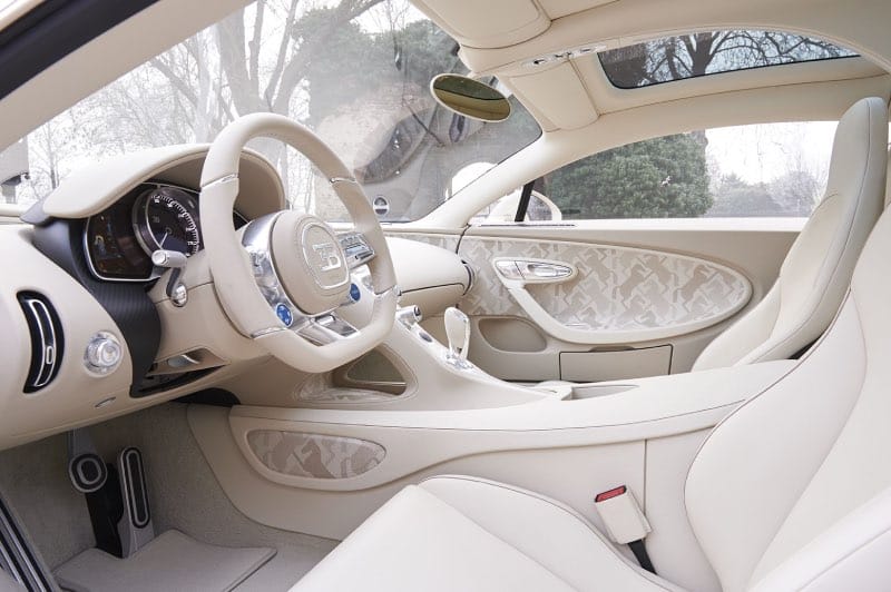 Bugatti Chiron Hermes interiour