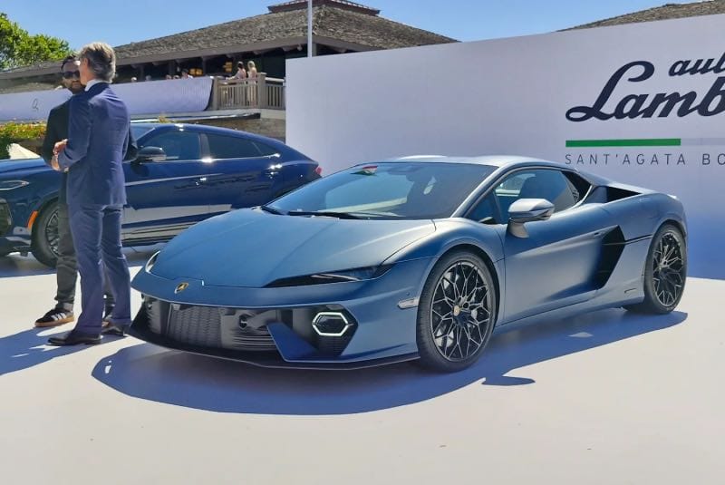 Lamborghini Temerario unveiled at Monterey