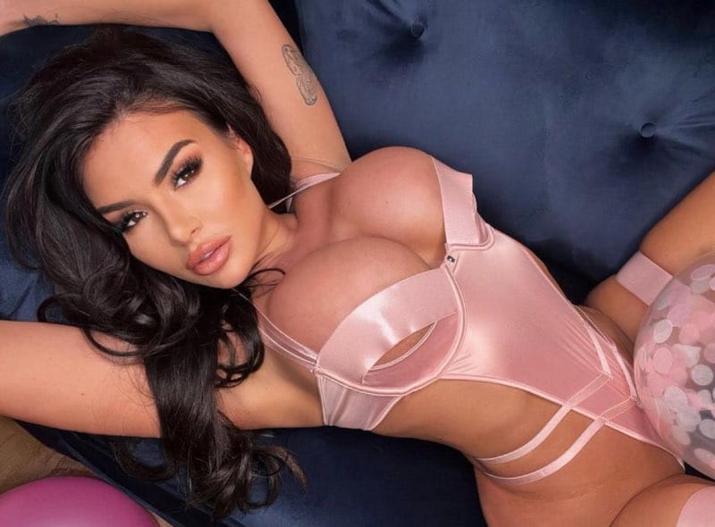 Babe in lingerie