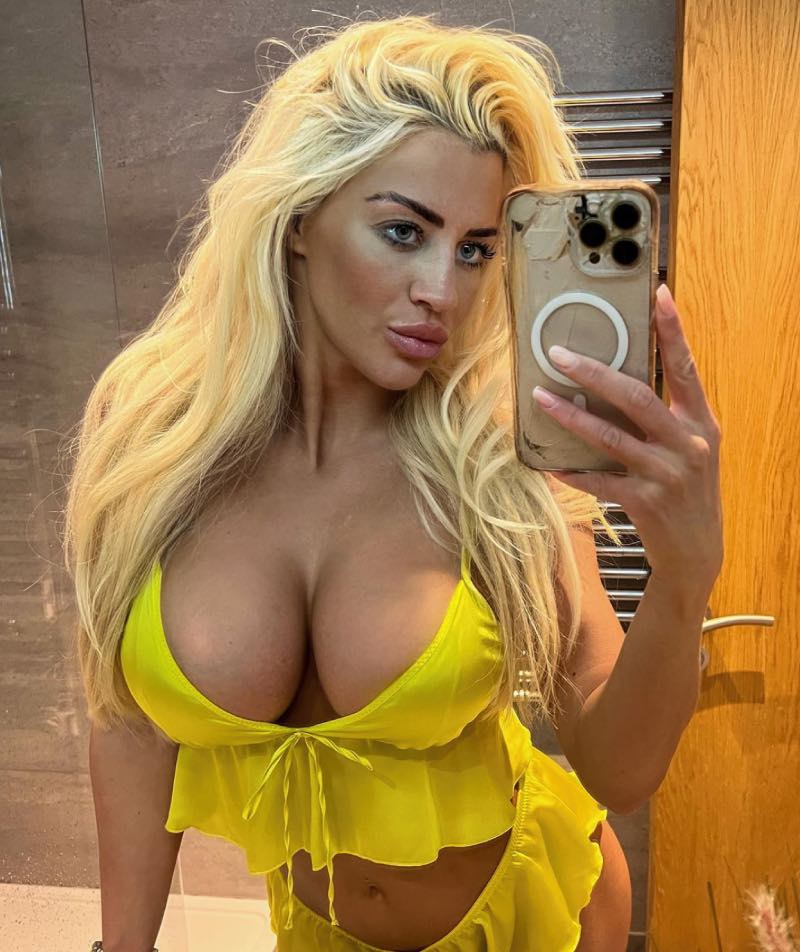 Lauren in Yellow