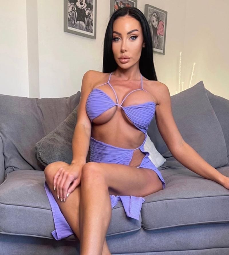 Babe in purple