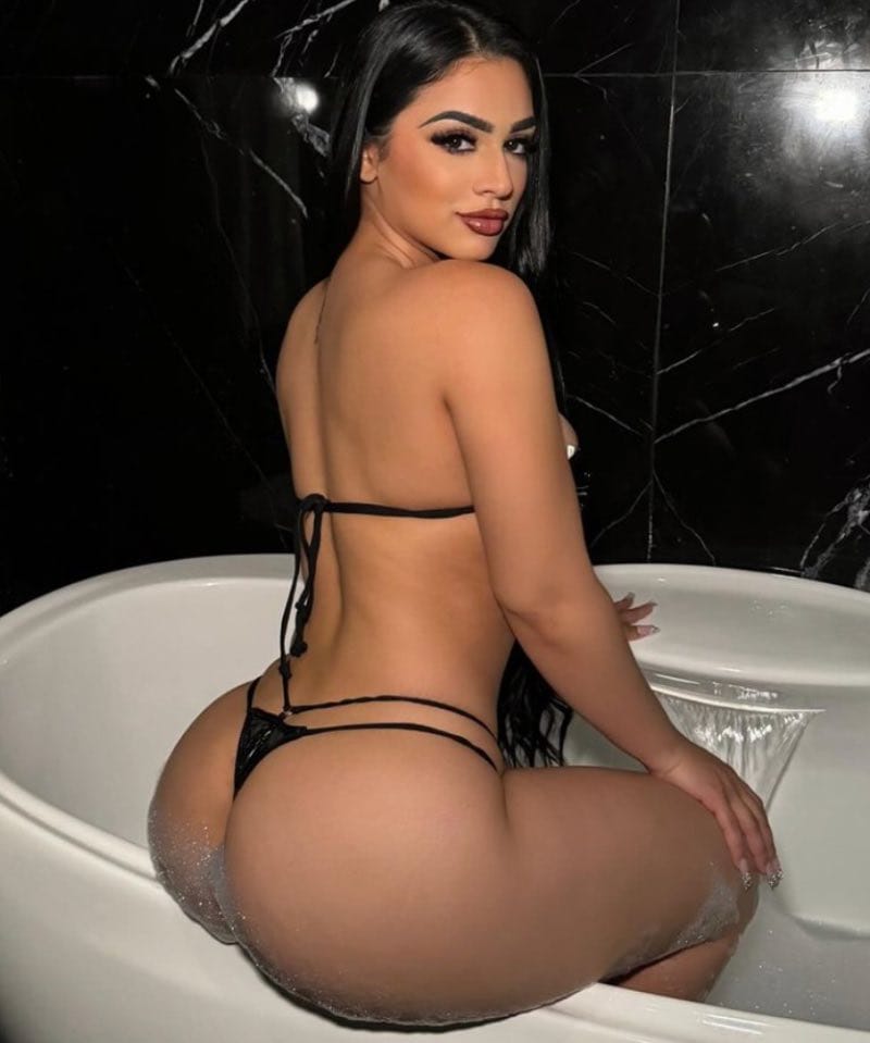 Hete nadia