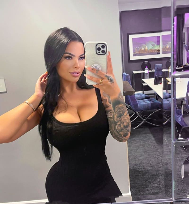 Babe in tight black outfit