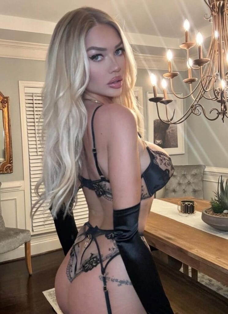 Colleen in lingerie