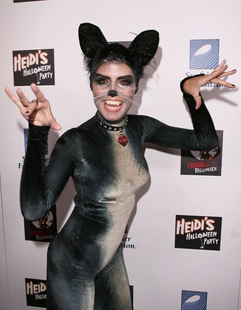 Heidi like a cat