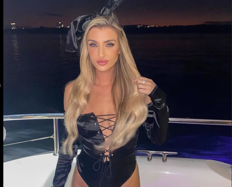 Tamara in bunny outfit