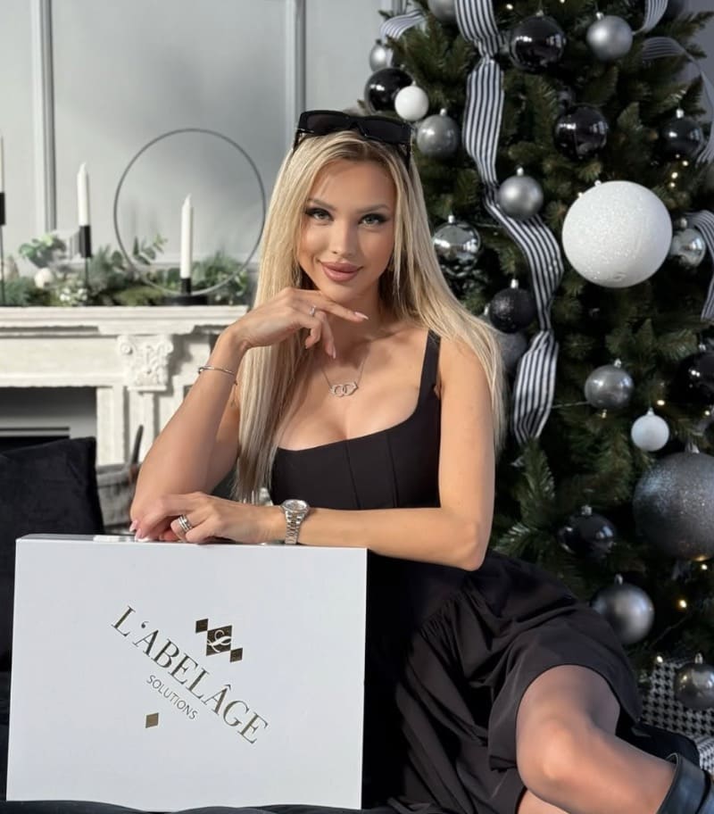 Babe in black dress