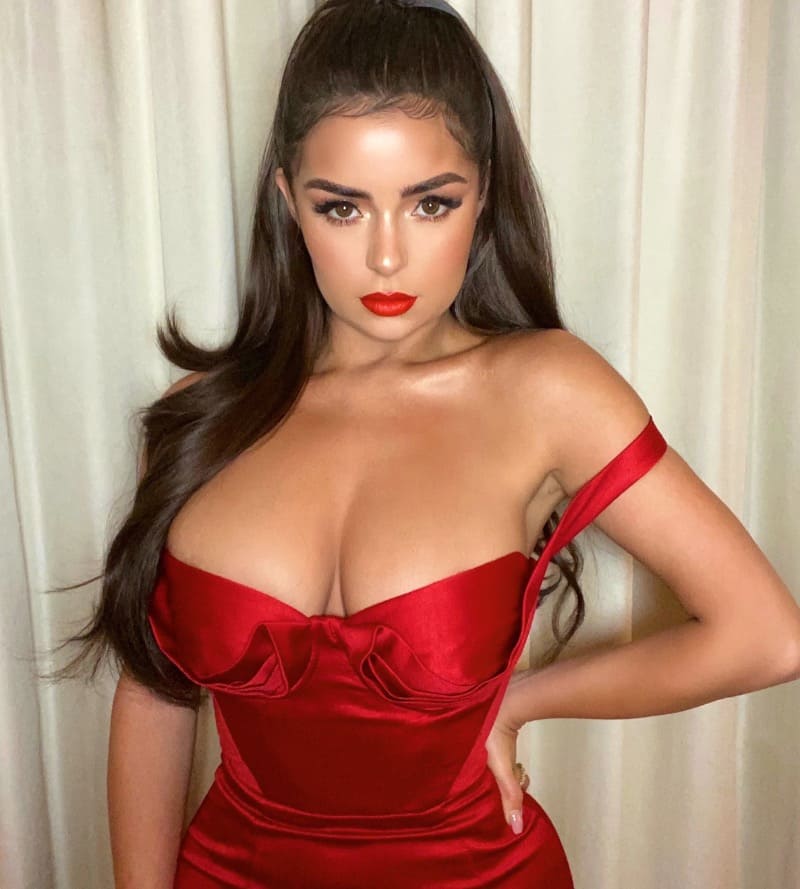 Sexy babe in red dress big tits