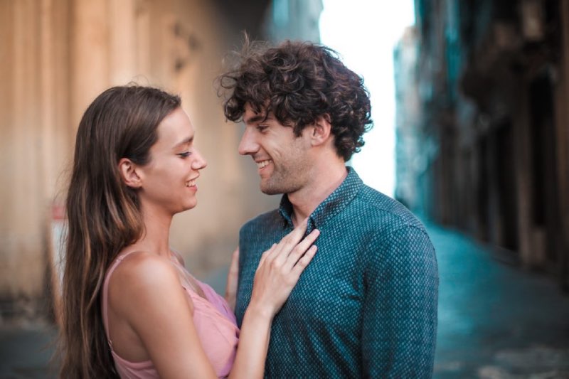 Spicy questions to ask on a date