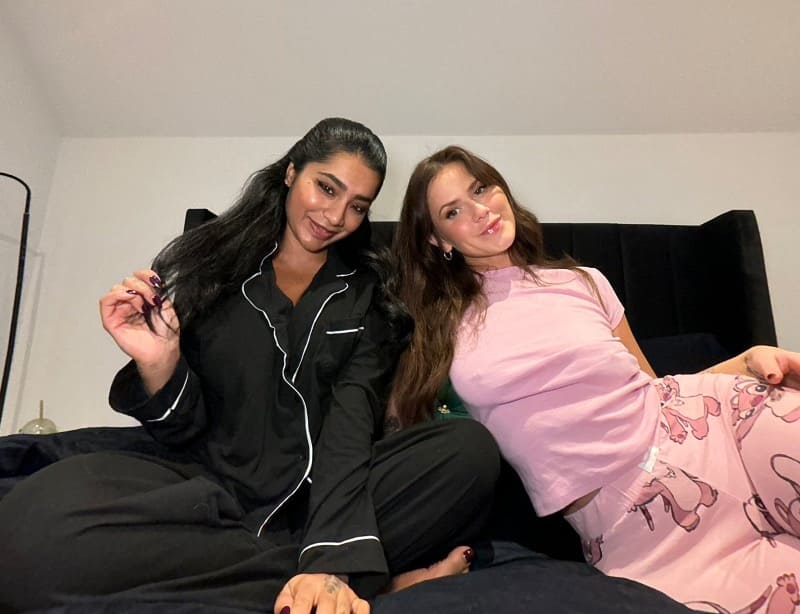 Babes in sexy outfit