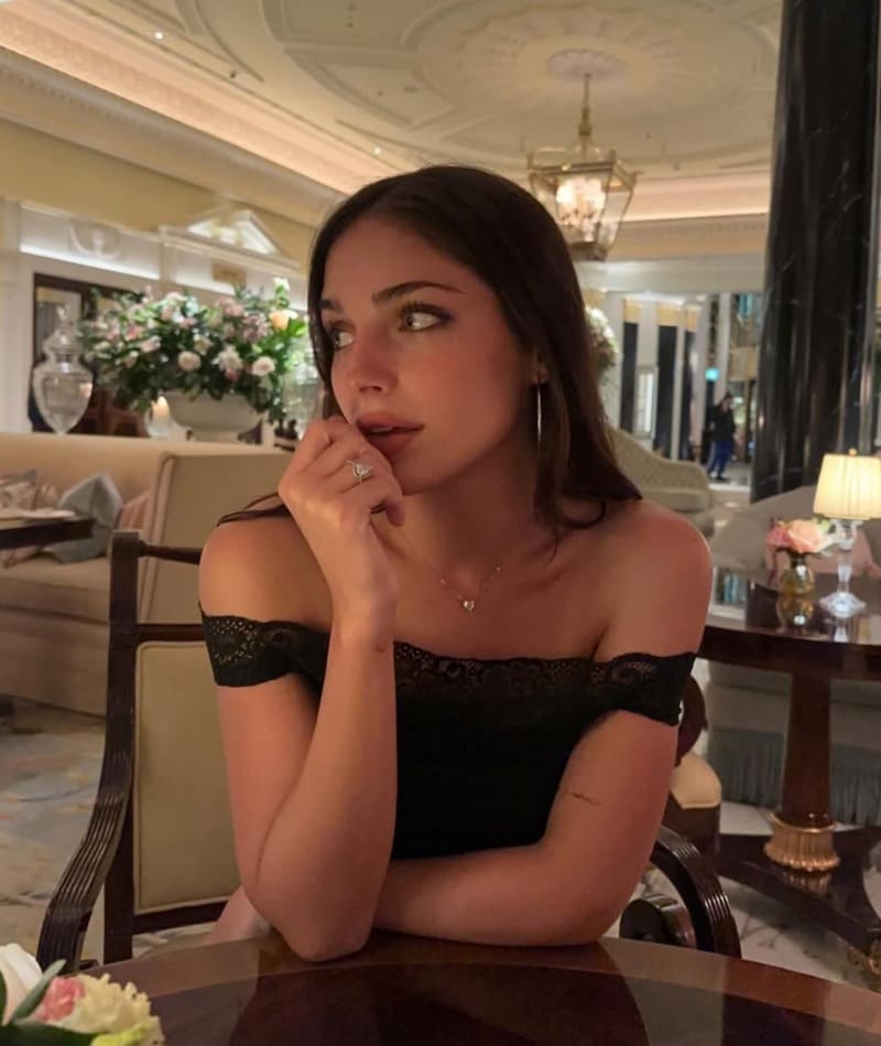 Candella in sexy dress