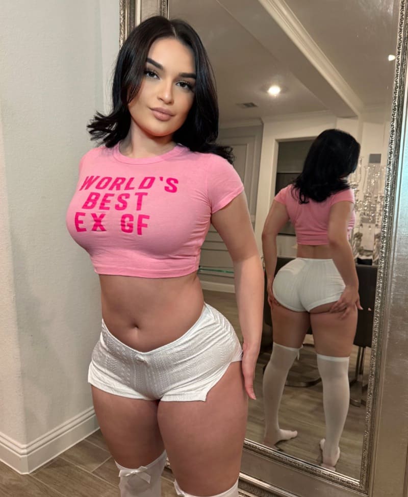 Babe in pink shirt