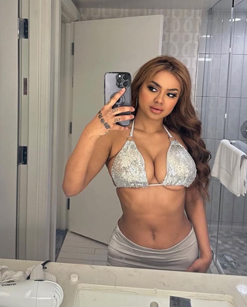 Babe with massive tits in lingerie