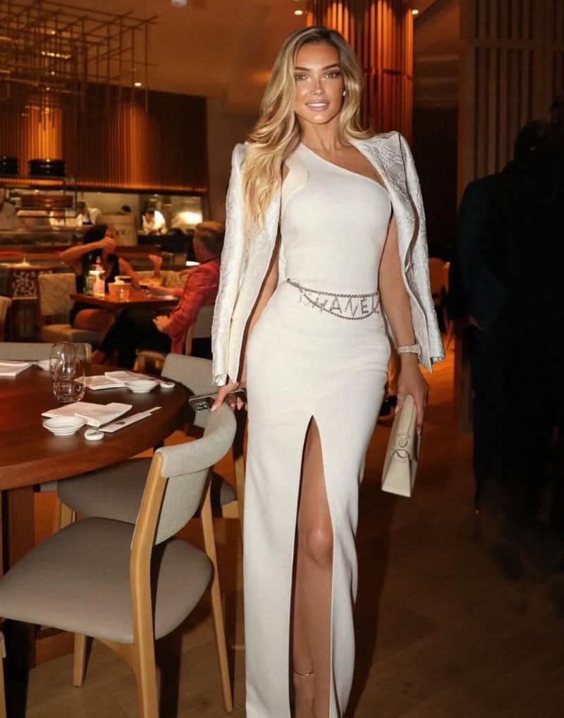 Kate in restaurant in sexy white dress