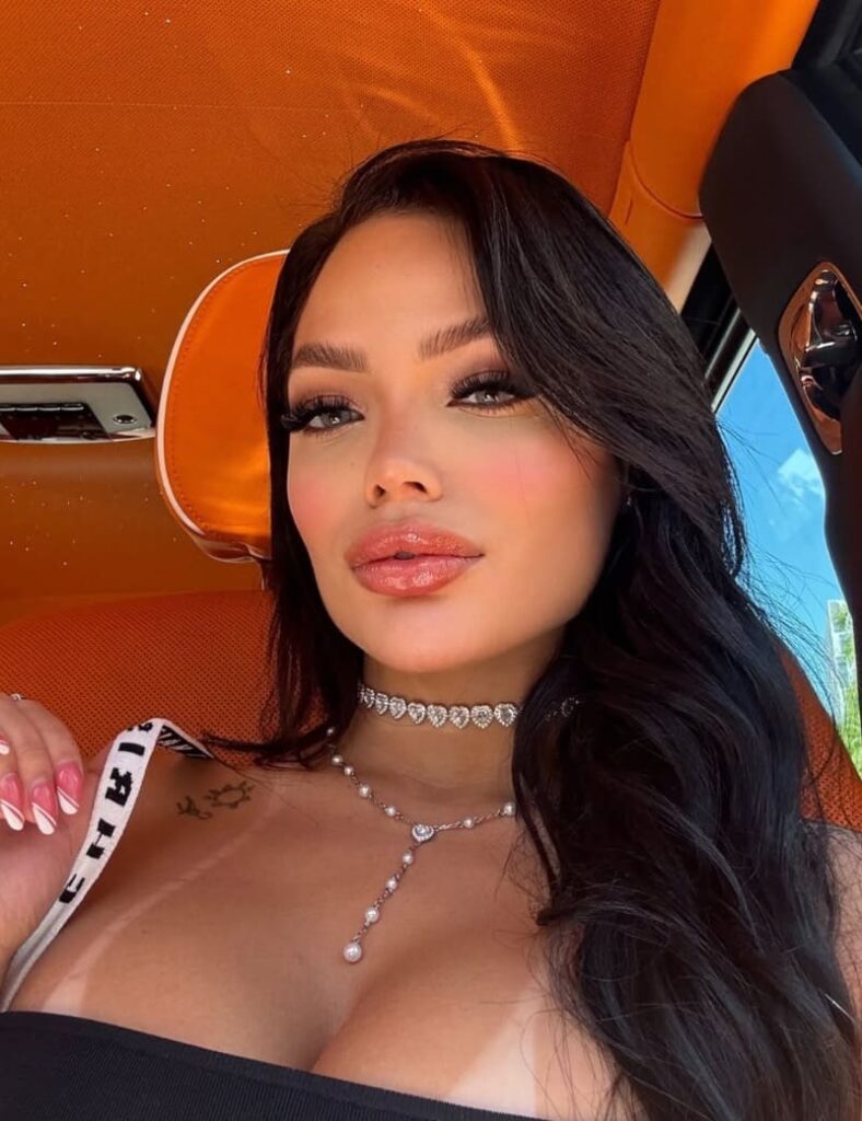Selena in car