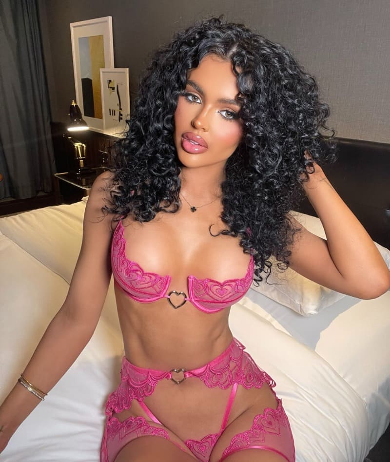 Babe in lingerie