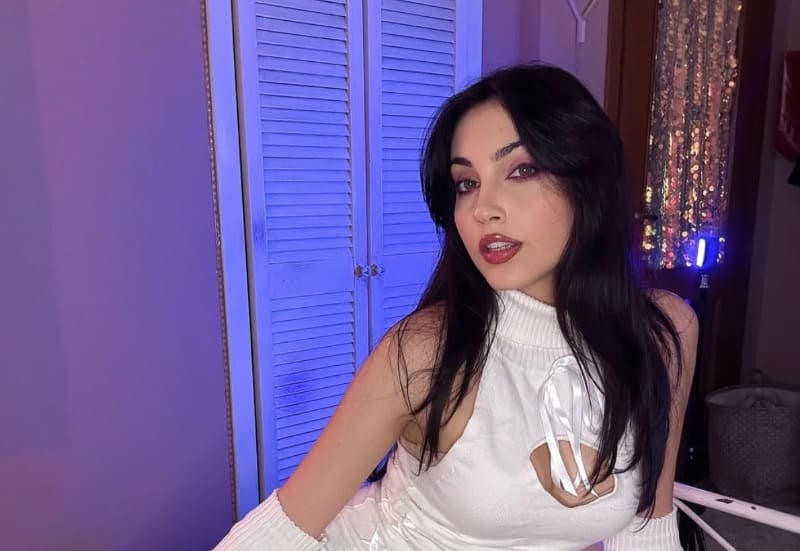Babe in white top
