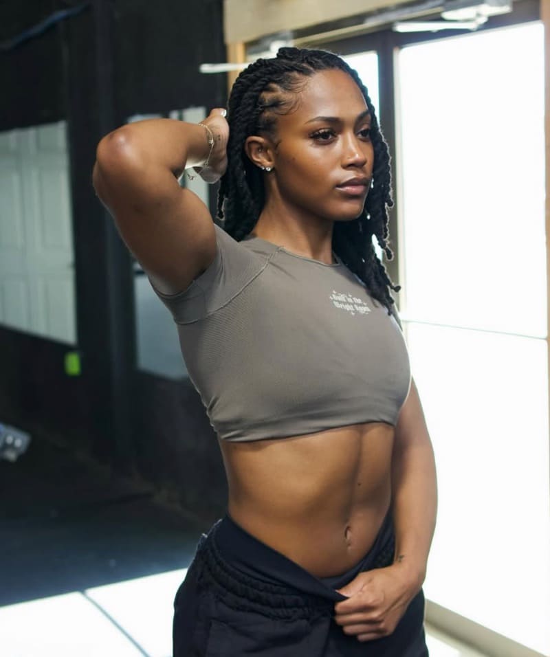 Bhrianna showing off muscles
