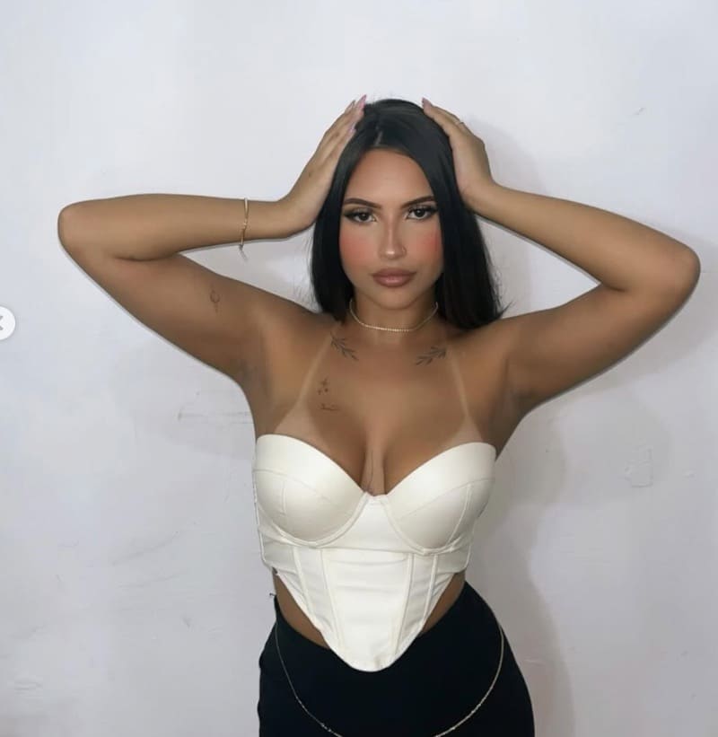Babe in tight white top