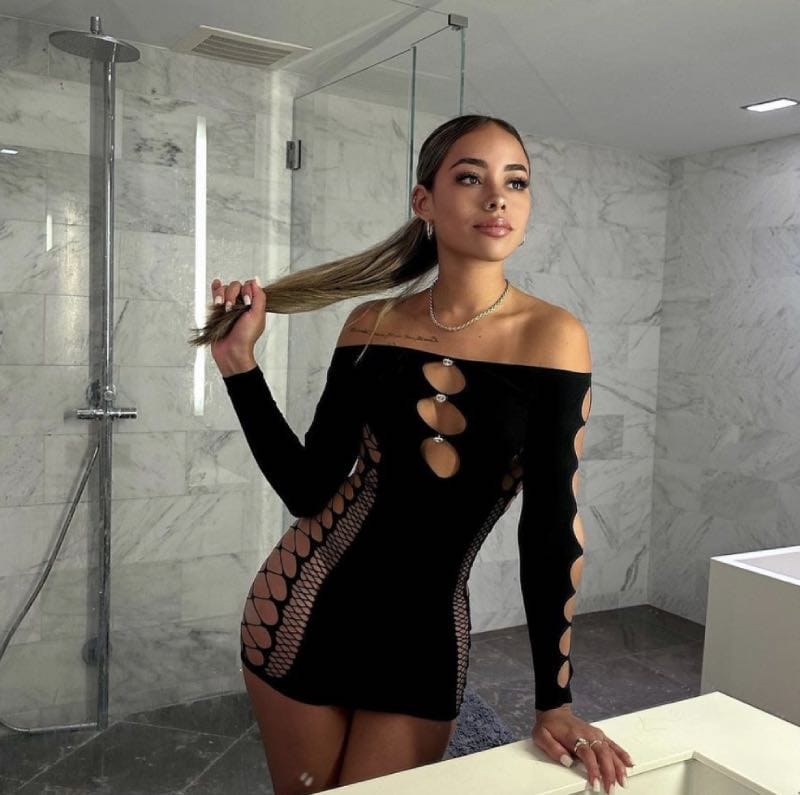 Ximena in sexy outfit