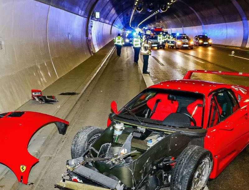 Crash rode auto