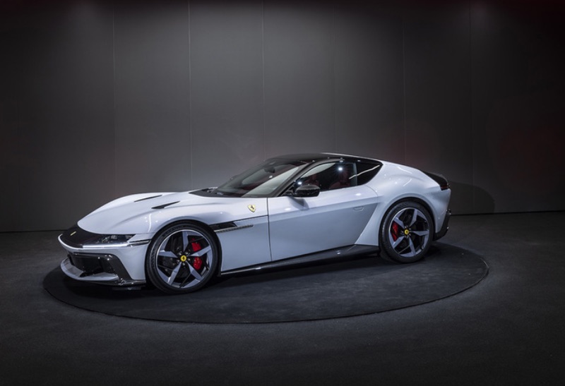 Ferrari blauw