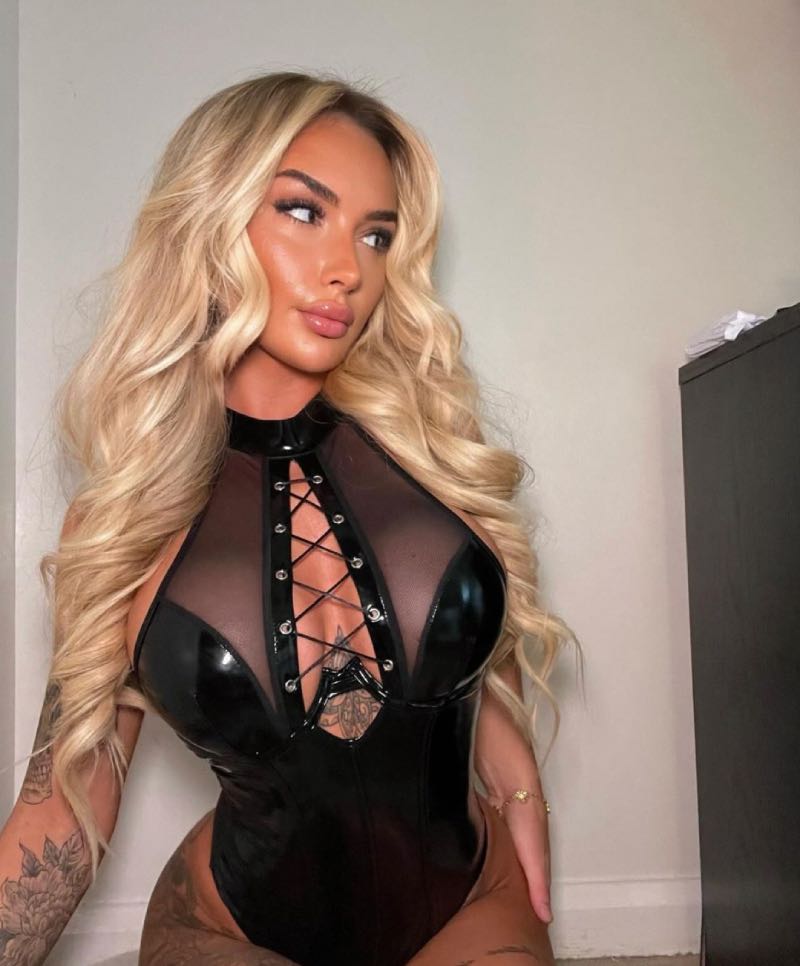 Charlotte in sexy lingerie