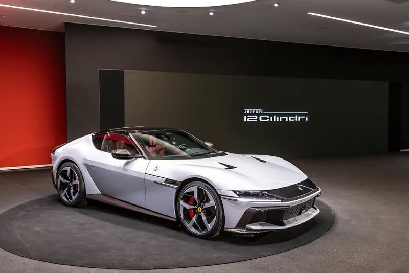 Ferrari V12 