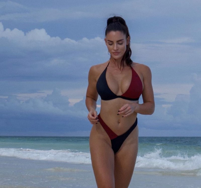 Zwart rode bikini