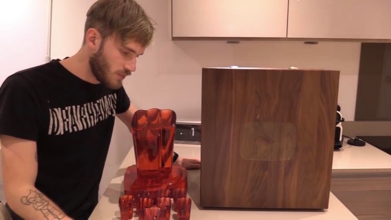 Pewdiepie Ruby Playbutton