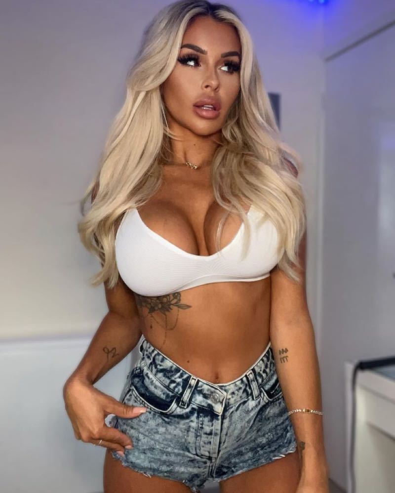 Amber in wit