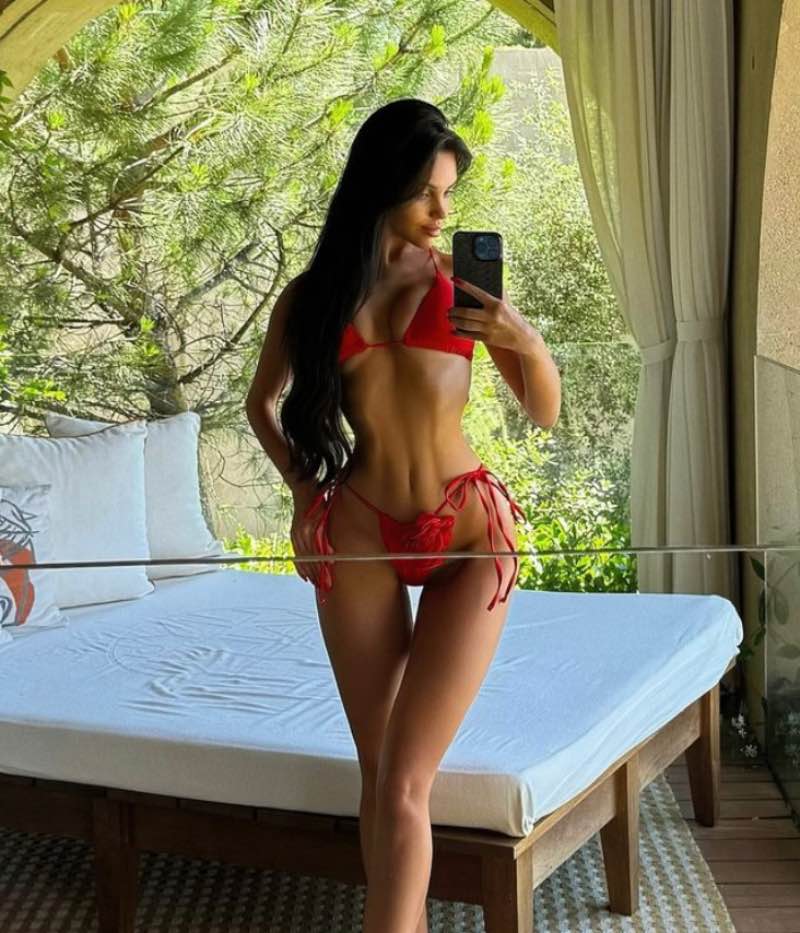 Anastasia rood