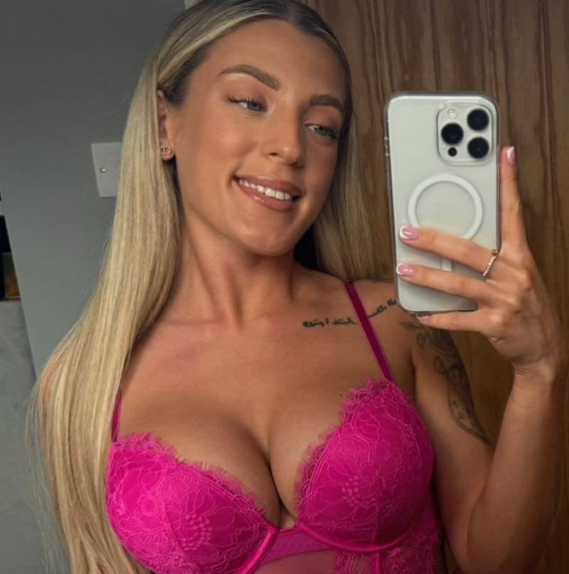 Lydia in roze