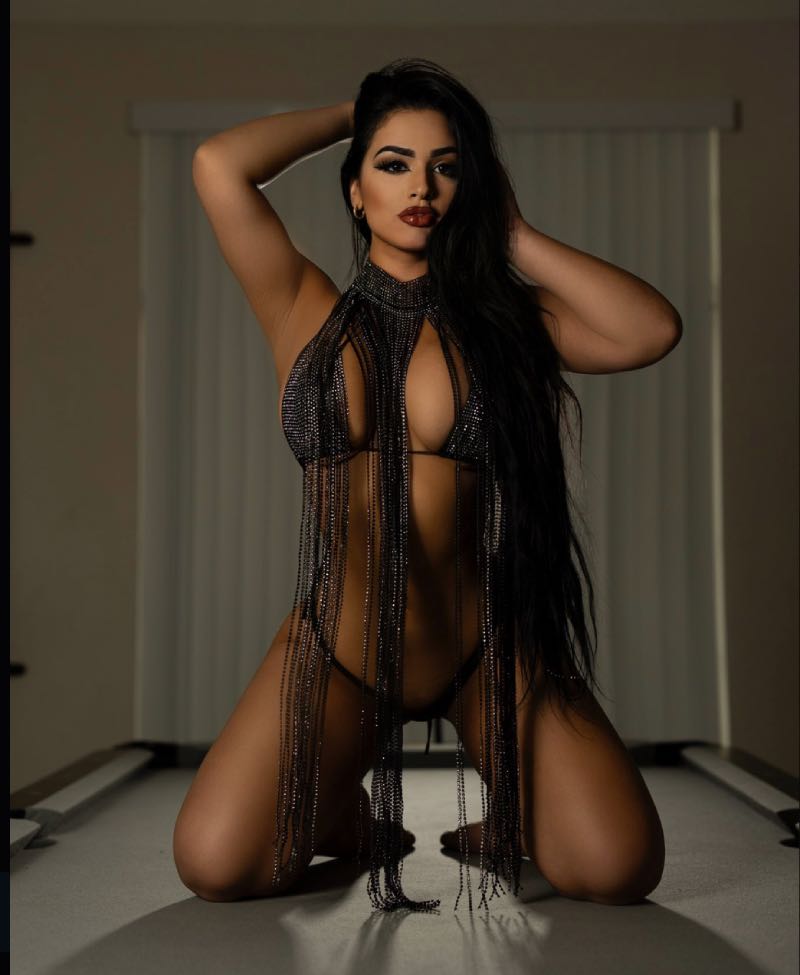 Nadia in sexy outfit