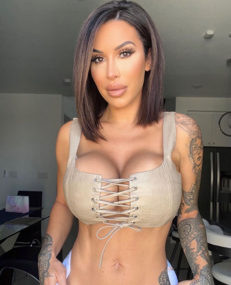 Sexy outfit