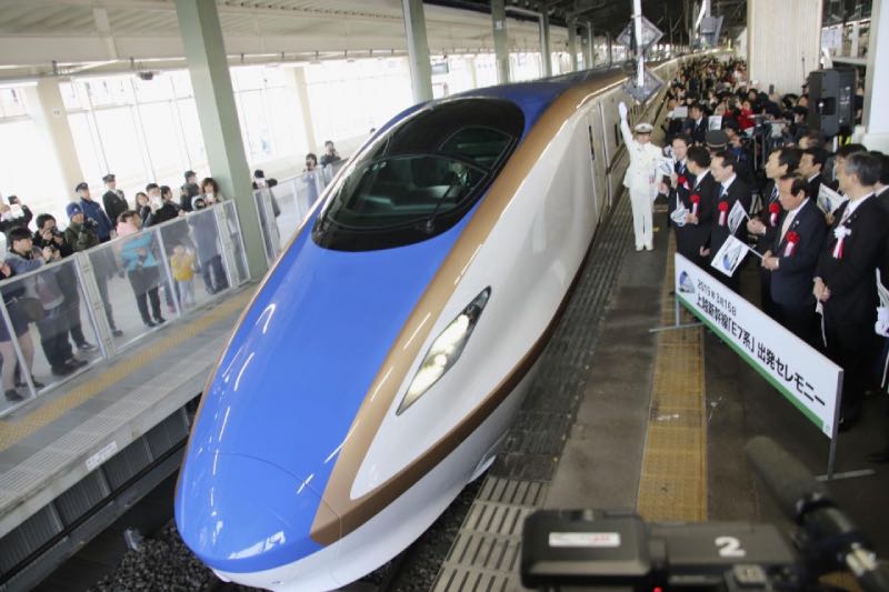 Japanse hogesnelheidstrein zonder bestuurder