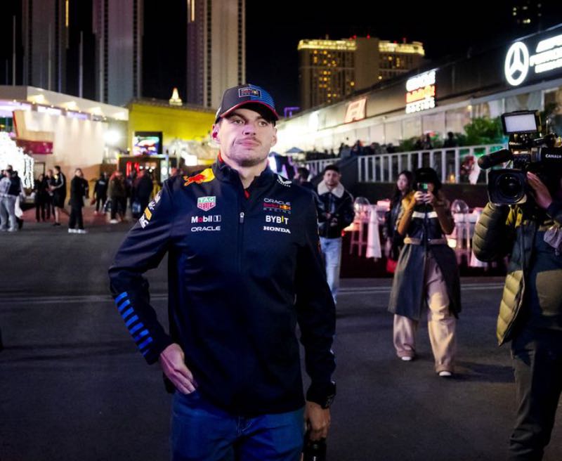 Max verstapen boos op Red Bull