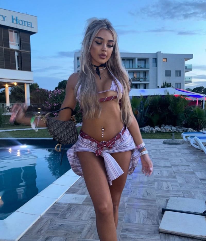 Alaska in sexy outfit