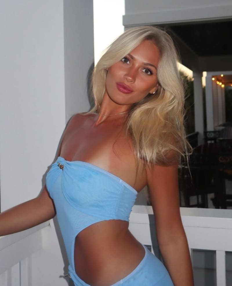 Regean in blauw
