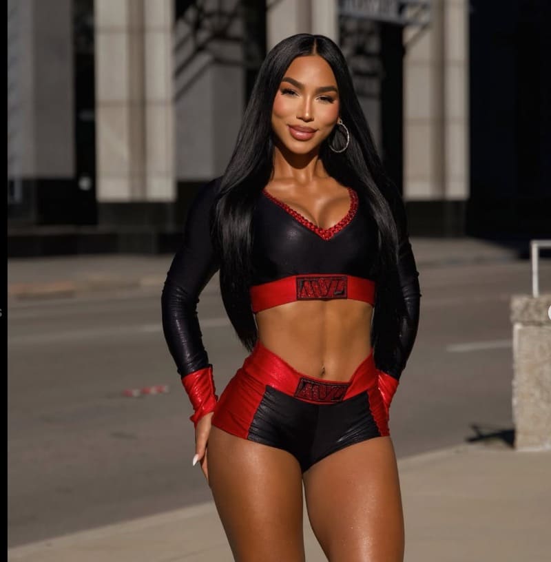 Virginia in sport outfit