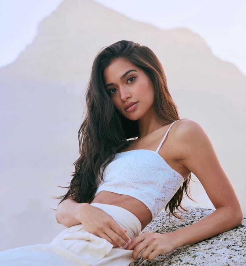 Desiree voor bergen