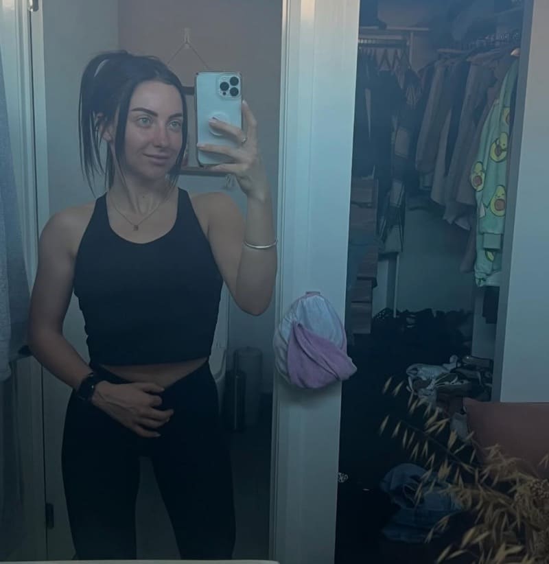 Steph maakt spiegel selfie