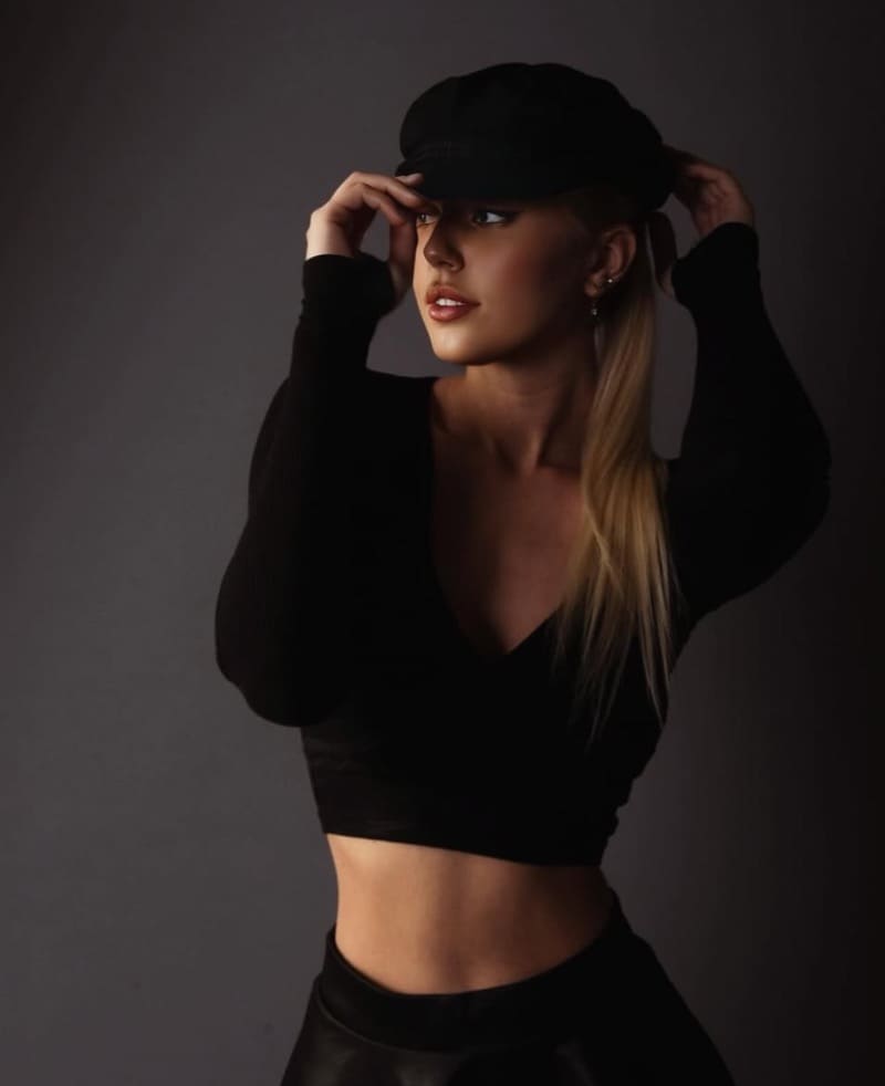 Cielo draagt coole outfit